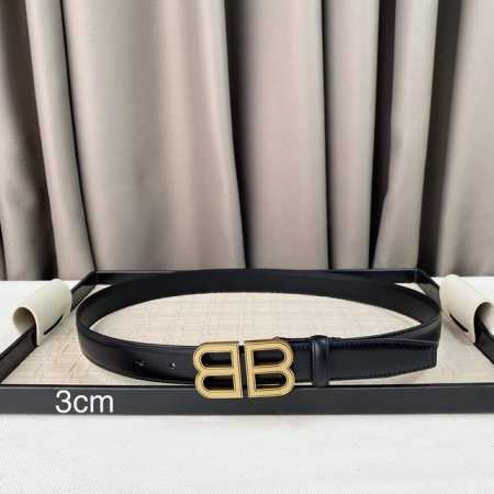 Alenciaga Bb 窄版腰带 这款bb 版腰带来自balenci设计细节，正面扣、打孔式细节3.0Cm 男女均可佩戴 - 点击图像关闭