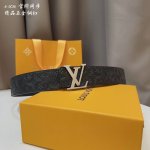 官网同步 Lv路易男士 宽度4.0 Cm 简单大方 佩戴效果非常不错 送礼自用最佳推荐