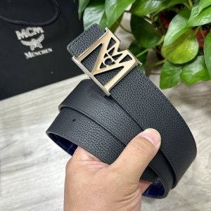 特 Mcm 宽40Mm双面原版小牛皮 搭配单钌钯电镀扣 完美的手感.油边 出众的设计.风格 高贵奢华 时尚大方 高清实拍 货真价实 品质保证 双面用