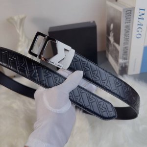 新款更新 万宝龙自动钢扣 宽度3.5Cm 推荐2026 男士皮带 原版压花头层牛皮 长度可裁剪 原版包装赠送