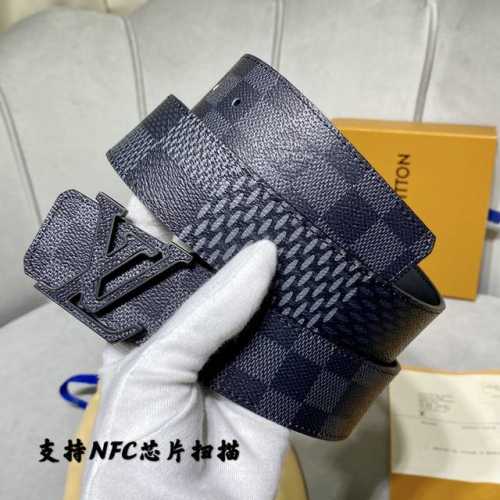 寬：40Mm 驢家2021早春新品 原單品質 寬度4.0Cm 雙面可用 全新摩登時尚的帆布襯托原廠小牛皮底 搭配經典而精緻的搭扣設計 頂級材料 頂級手工 支持n