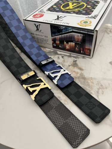 品名：Lv..路易..威登原单 材质：原单牛皮腰带 百分百头层牛皮腰带保证真皮钢扣，专柜原单品质、做工精细，时尚大牌，送人自用首选 包装： 请认准如图专柜包装赠