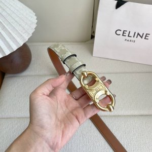 特 Celine猪鼻子凯旋门扣女士腰带 Yc白花意大利进口小牛皮 树膏夹层搭配复古色铜扣 宽度2.5Cm