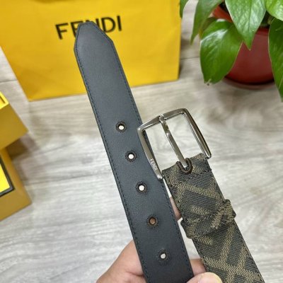 Fendl 芬迪 专柜同款 宽35Mm 原版定制布料 单环皮带 对角提花Ff图案布料材质 黑色皮革内衬 镀钯金属配件 时尚潮流 经典系列