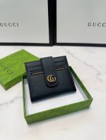 颜色 黑尺寸 11X10纯皮卡包 超级自留。两用卡包钱包12个卡位钞票位 特别实用
