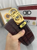 品名：菲拉格幕 自动带 材质：原单牛皮腰带 百分百头层牛皮腰带保证真皮，24K纯钢扣，专柜原单品质、做工精细，时尚大牌，送人自用首选 包装： 请认准如图专柜包装