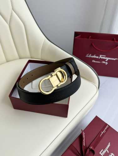 特 Ferragamo.菲拉格慕 全套包装 宽度3.5Cm 高级定制款男士皮带 双面进口牛皮 可双面使用 自行选择搭配 真材实料 很有质感 时尚经典不失风范 搭