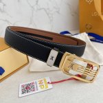 品名：Lv..路易..威登 腰带原单自动带 皮带 型号：自动扣，纯钢材质自动扣，头层牛皮自动带身，实物拍摄 材料：百分百头层牛皮，保证真皮。24K纯钢扣，永不掉