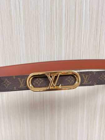 当季新款，2.5宽双尖原单1比1.一面帆布印黄花，一面棕色进口牛皮，.搭配精品 - 点击图像关闭