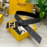 Fendi 芬迪 专柜同款 宽4.0Cm 双环正反用腰带 Ff按钉搭扣 双色cuoio Romano皮革材质 反面面料带有烟草黄和黑色ff图案 黑色珐琅金属饰面