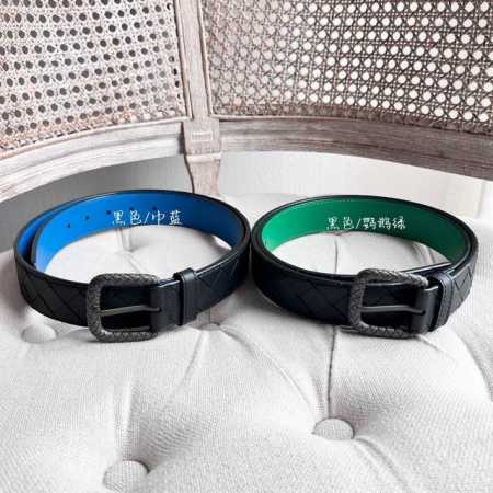 特 Bv 最新款男士编织腰带 纯手工intreccio大格子编织 双面意大利小牛皮搭配枪色全格纹针扣 宽度35Mm 颜色: 黑色 中蓝 - 点击图像关闭