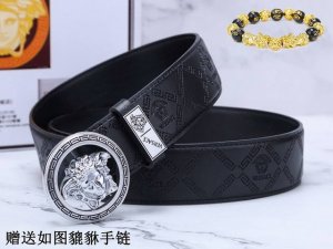 皮带：范思哲.Ver 原单 腰带：百分百头层牛皮，保证真皮。24k纯钢扣双面可用专柜同等质量， 送人自用首选 包装： 请认准如图专柜包装，赠送打孔器，银联发票，