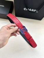 宽度3.0Cm Chanel 香奈儿 女士腰带 小牛皮 此扣头 内侧Cnc走光处理 边角手感圆润配磨胶金属钢扣。