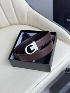 2025 开春秀款Saint Laurent 圣罗兰女士腰带皮带 原厂真金电渡扣头，意大利原厂皮，宽3.0Cm，代购级。