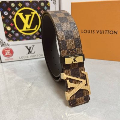 品名：Lv..路易..威登原单 材质：原单牛皮腰带 百分百头层牛皮腰带保证真皮，24K纯钢扣，专柜原单品质、做工精细，时尚大牌，送人自用首选 包装： 请认准如图