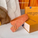 特 Louis Vuitton驴牌 ：原单品质，新款印花面配原版十字纹皮，搭配原单精品扣，精工制作，细节看图，实物拍摄，高端奢华，宽度4.0Cm
