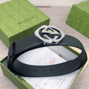 配全套包装礼盒 古驰：原单头层牛皮荔枝纹面.内衬头层小牛皮底，搭配原单扣：原产皮料定制，专柜宽度3.8