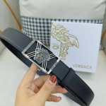 特 品牌：美人 进口小牛皮，手感细腻柔软。搭配纯钢自动精品扣，内穿式男士必备！宽度：3.5Cm