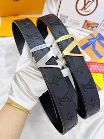 皮带：Lv..路易..威登顶级复刻. 腰带：原单品质百分百头层牛皮，保证真皮。V形哑面双层拼接设计.真空电镀.永不掉色.24K拉丝纯钢扣头层小牛皮纹路双 - 点击图像关闭