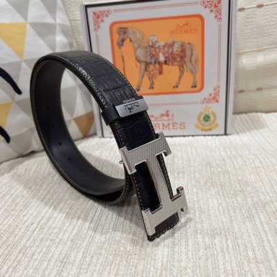 品名：爱马仕.HermèS 原单 材质：原单牛皮腰带 百分百头层牛皮腰带保证真皮，24K纯钢扣，专柜原单品质、做工精细，时尚大牌，送人自用首选 包装： 请认准如