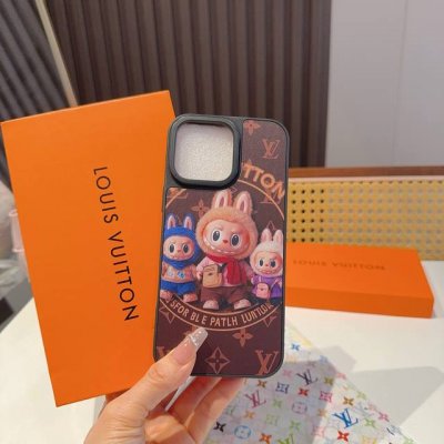 Lv二合一贴皮全包手机壳 拉布布3D图案 型号：为了不出现报错型号，请打开本机查看手机设置显示的型号 Iphone16系列更新 Iphone16Pro Max