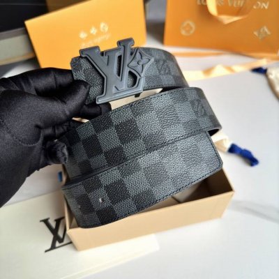 原版包裝 L0Uis Vuitt0N 專櫃最新升級版本 寬度40毫米 精湛工藝定制帆布面料襯托進口小牛皮底 搭配精鋼搭扣 雙面用 經典百搭款