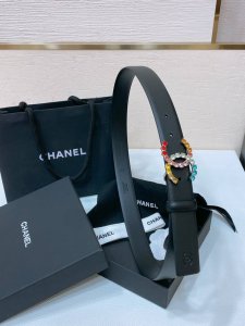 Chanel 24C 水钻粉 红 兰 青 黄彩色金属 Logo搭扣 黄铜金属进口胎牛皮平纹带身 手感柔软 细腻 3.0Cm