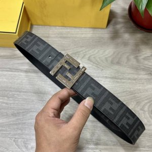 图片包装 Fendi 芬迪 专柜同款 宽4.0Cm 双环正反用腰带 Ff按钉搭扣 黑色Cuoio Romano皮革材质 反面面料带有烟草黄和黑色Ff图案 黑色珐