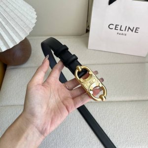 特 Celine猪鼻子凯旋门扣女士腰带 意大利进口双面小牛皮 树膏夹层搭配复古色铜扣 宽度2.5Cm