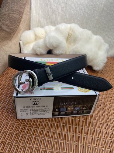 品名：古奇.Gu...Ci 原单 材质：原单牛皮腰带 百分百头层牛皮腰带保证真皮，24K纯钢扣，专柜原单品质、做工精细，时尚大牌，送人自用首选包装： 请认准如图