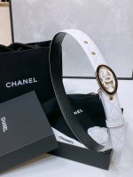 Chanel 24C 黄铜金属 水钻黑 与 白Logo搭扣 黄铜金属进口羊皮带身 饰有Cc小Logo手感柔软 细腻 3.0Cm