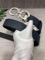 特 配全套包装礼盒 菲拉格慕：原单头层牛皮粗条纹身，黑兰双色一体，配全套包装 支持nfc扫描！五金可随意搭配，可双用可裁剪，原产皮料定制，专柜宽度3.5Cm