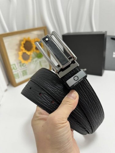 品名：万宝龙 Montblanc 材质：原单牛皮腰带 百分百头层牛皮腰带保证真皮，24K纯钢扣，专柜原单品质、做工精细，时尚大牌，送人自用首选 包装： 请认准如