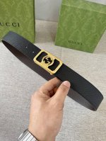 古驰：原厂进口双面荔枝纹小牛皮头层，黑色结合咖啡色展现独特风格。搭配四方形内穿精品钢扣。4.0Cm支持nfc