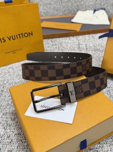 Louis Vuitton Lv腰带 系列 原厂五金 精致手工绘边 柔软舒适 宽3.5
