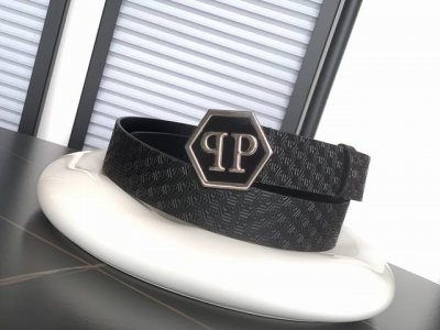 特 Philipp Plein德国高端男士休闲商务腰带品牌，品质超赞！五金细节极具质感，时尚造型必备单品，进口原版牛皮料打造，宽度3.8Cm