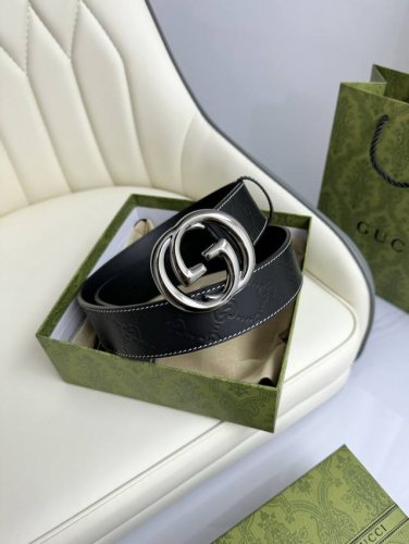 特 Gucci，原厂精密电渡扣头，意大利原厂皮，宽4.0Cm，代购级。