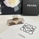 特 配专柜包装 Prada 普拉达 最新爆款来啦 中古Vintage复古抓夹 优雅的Girl值得入手 非常好搭配 气质有品位