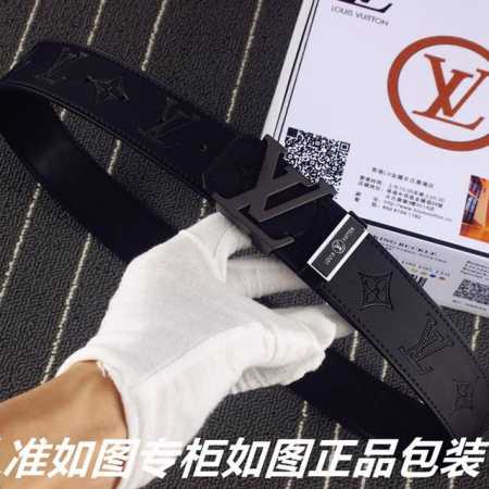 品名：Lv..路易..威登原单 型号：认准如图专柜包装，赠送打孔器 材料：百分百头层牛皮，24K纯钢扣老花纹路保证真皮。专柜同等质量， 送人自用首选 包装： 请 - 点击图像关闭