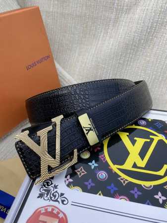 品名：Lv..路易..威登原单 材质：原单牛皮腰带 百分百头层牛皮腰带保证真皮，24K纯钢扣，专柜原单品质、做工精细，时尚大牌，送人自用首选 包装： 请认准如图 - 点击图像关闭
