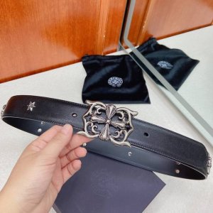 克罗心 可拆卸款 镀银925挂扣，带身进口原版皮上装饰多元素小五金融合了摇滚朋克、哥特、街头嘻哈等元素，其设计风格独特，充满了神秘和奢华的气息。 宽度3.8Cm