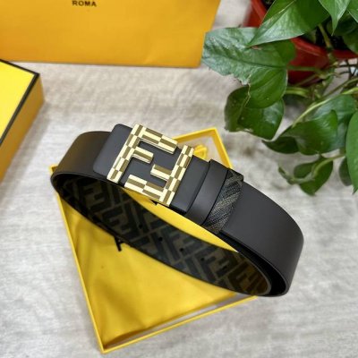 特 P170 Fendi 芬迪 专柜同款 宽4.0Cm 双环正反用腰带 Ff按钉搭扣 咖啡色Cuoio Romano皮革材质 反面面料带有烟草黄和黑色Ff图案