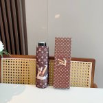 Louis Vuitton 路易威登 五折手开晴雨伞 新涂层技术深色伞面 拥有令人惊喜的遮光效果！