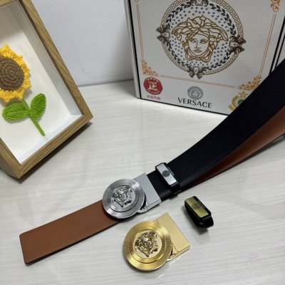 品名：Versace.范思哲 材质：原单牛皮腰带 百分百头层牛皮腰带保证真皮，24K纯钢扣，专柜原单品质、做工精细，时尚大牌，送人自用首选 包装： 请认准如图专