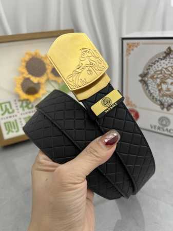 品名：Versace.范思哲 自动带 材质：原单牛皮腰带 百分百头层牛皮腰带保证真皮，24K纯钢扣，专柜原单品质、做工精细，时尚大牌，送人自用首选 包装： 请认 - 点击图像关闭