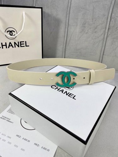 宽度3.0Cm Chanel 香奈儿 女士腰带皮带新款柔软的进口小牛皮金 银色磨胶金属钢扣。