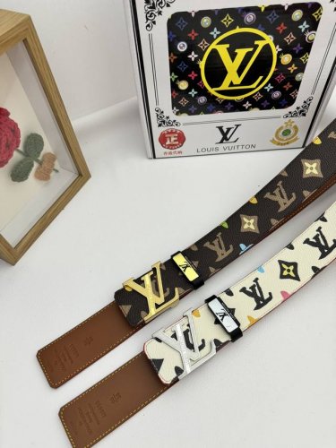 品名：Lv..路易..威登原单 材质：原单牛皮腰带 百分百头层牛皮腰带保证真皮，24K纯钢扣，专柜原单品质、做工精细，时尚大牌，送人自用首选包装： 请认准如图专