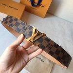 Lv.路易威登 全套包装 原版品质 代工厂p货品 40Mm宽度 正品一体铸造五金钢扣 原厂皮料 双面原厂定制面料 区别市场货