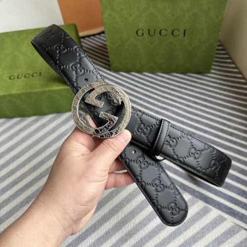 特 4.0Cm专柜同款压花 意大利进口头层小牛皮 原版皮底 新品花纹 纯钢五金带扣，纯进口机械车线，工艺精细，原单品质