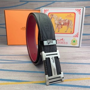 品名：爱马仕.Hermès 原单 材质：原单牛皮腰带 百分百头层牛皮腰带保证真皮，24K纯钢扣，专柜原单品质、做工精细，时尚大牌，送人自用首选 包装： 请认准如